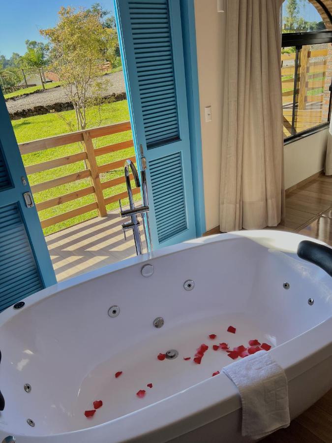 Pousada Di Venezia - Hotel Fazenda Нова-Венеза Екстер'єр фото